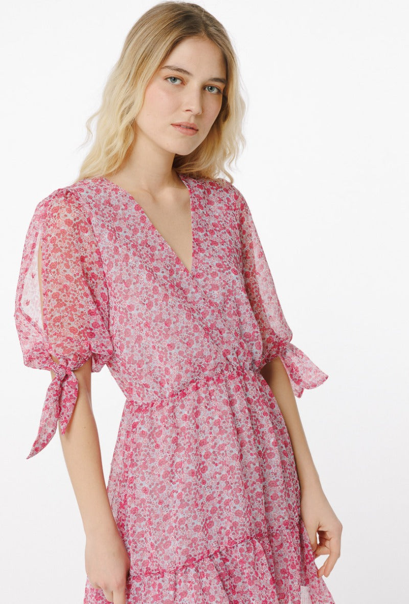 vestito plumetis misto viscosa a fiorellini con maniche velate e fiocchetti