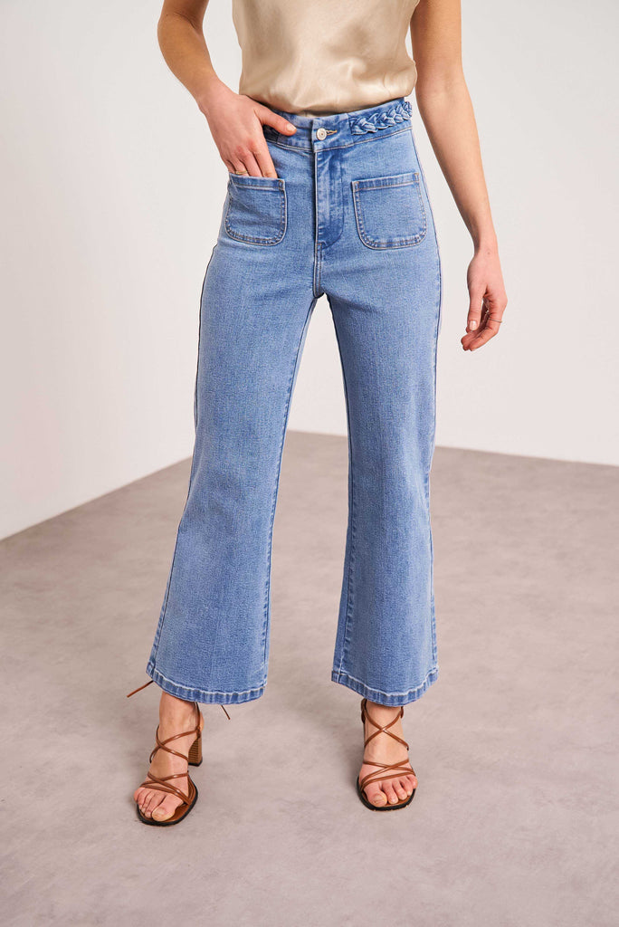 jeans svasati misto cotone con dettaglio treccia